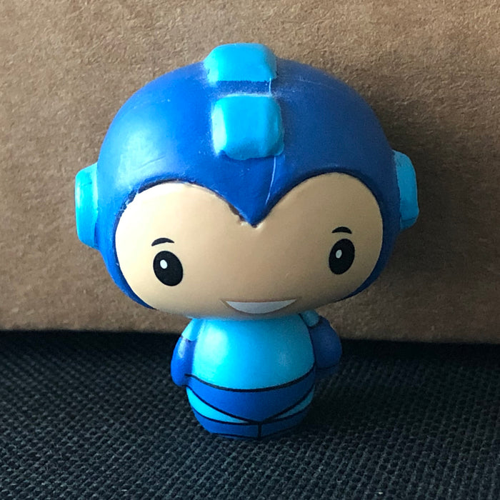 Funko Pint Size Heroes Video Games Capcom Mega Man 2 Mini Vinyl Toy Figure