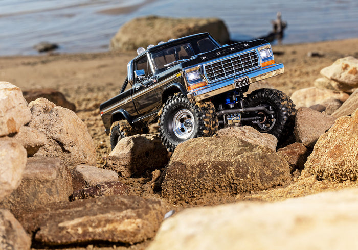 Traxxas TRX-4M Ford F-150 High Trail Edition 1/18 4WD RTR Scale Crawler